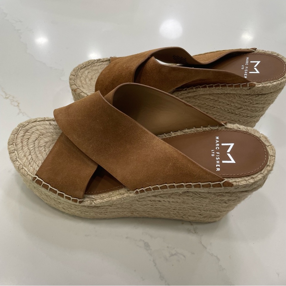 Marc Fisher Aden Platform Wedge Sandal - Picture 12 of 14